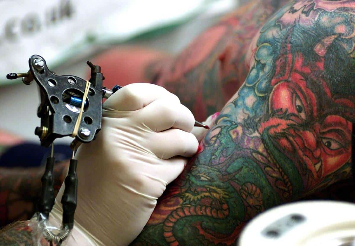 Los peligros de los tatuajes