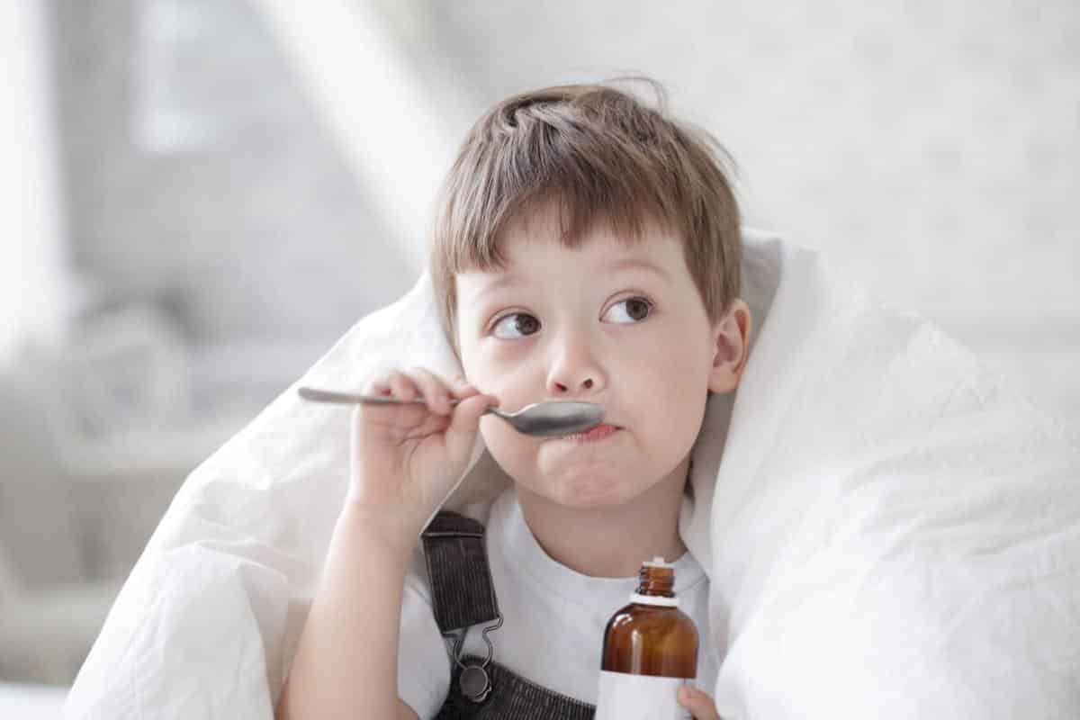 3 remedios caseros para aliviar la tos en niños