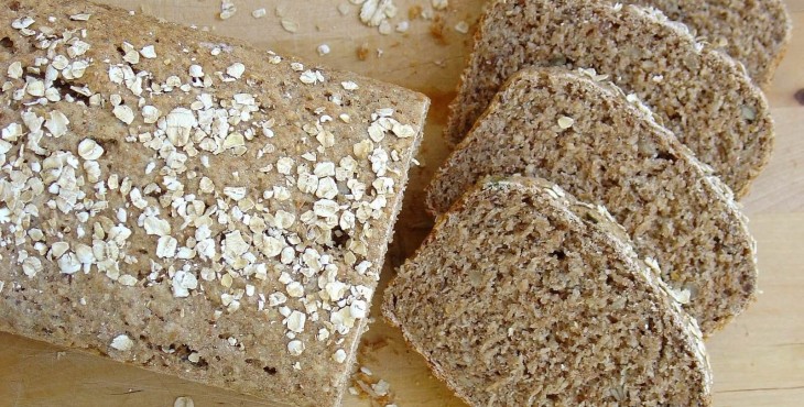 beneficios del pan de avena