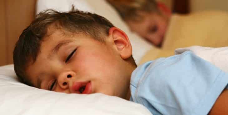 En los niños resulta frecuente que duerman con la boca abierta 