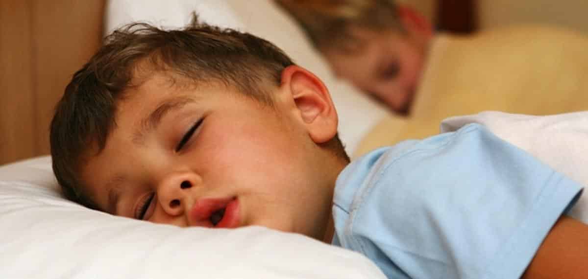 En los niños resulta frecuente que duerman con la boca abierta
