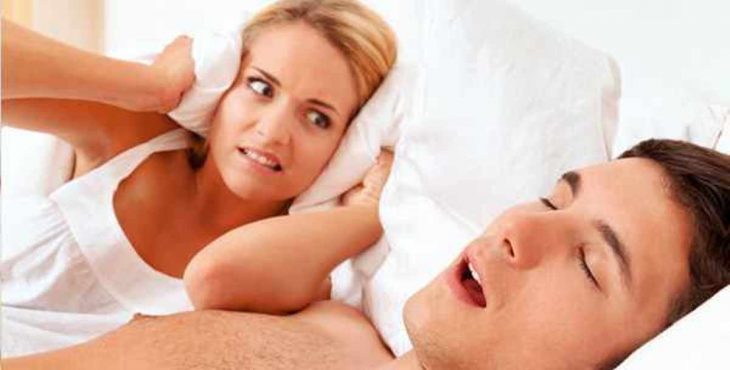 Muchas personas que roncan no padecen de apnea obstructiva del sueño