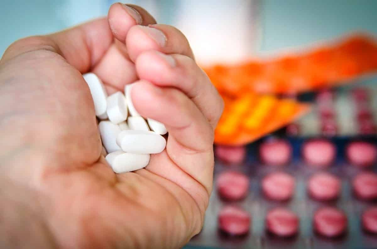 La combinación de ibuprofeno con arginina disminuye los efectos adversos del ibuprofeno