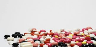 El uso del ibuprofeno determina que en determinadas grupos de personas y condiciones puede ser riesgosa su administración Ibuprofeno o Paracetamol
