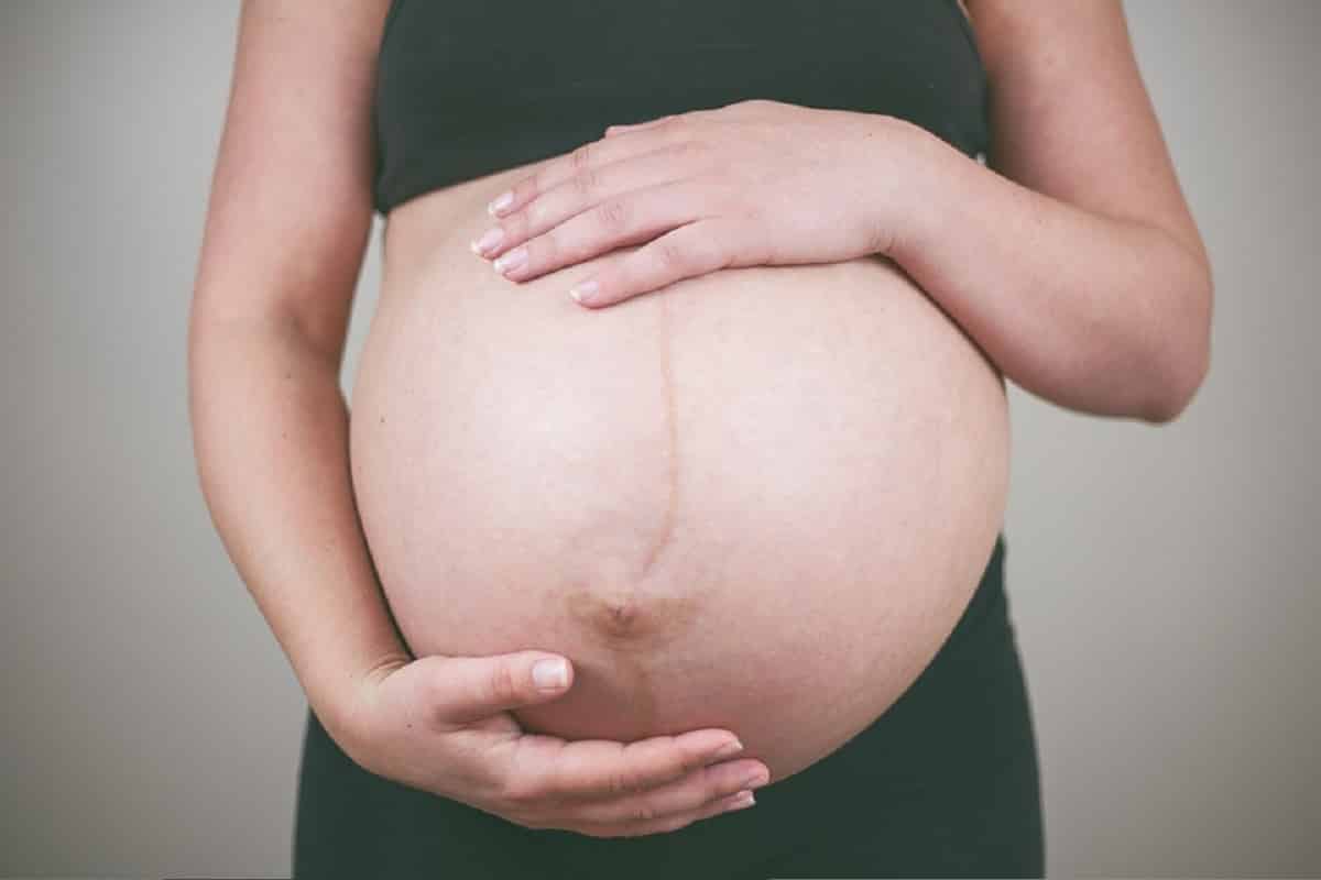 La infección de orina y sus síntomas son mucho más frecuentes en las mujeres embarazadas