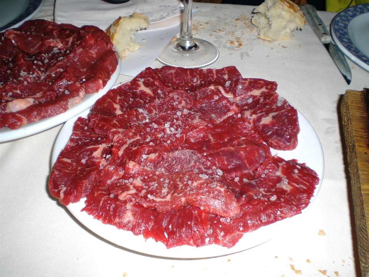 Los ricos platos con carnes rojas pueden resultar daninos