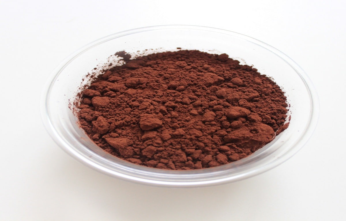 Cacao en polvo o barra de chocolate, ¿qué es mejor?