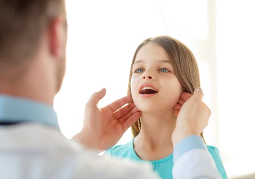 Los niños son propensos a tener ganglios inflamados en el cuello