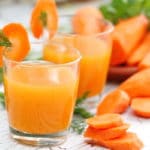 Zumo de zanahoria uno de los remedios naturales para el dolor de garganta